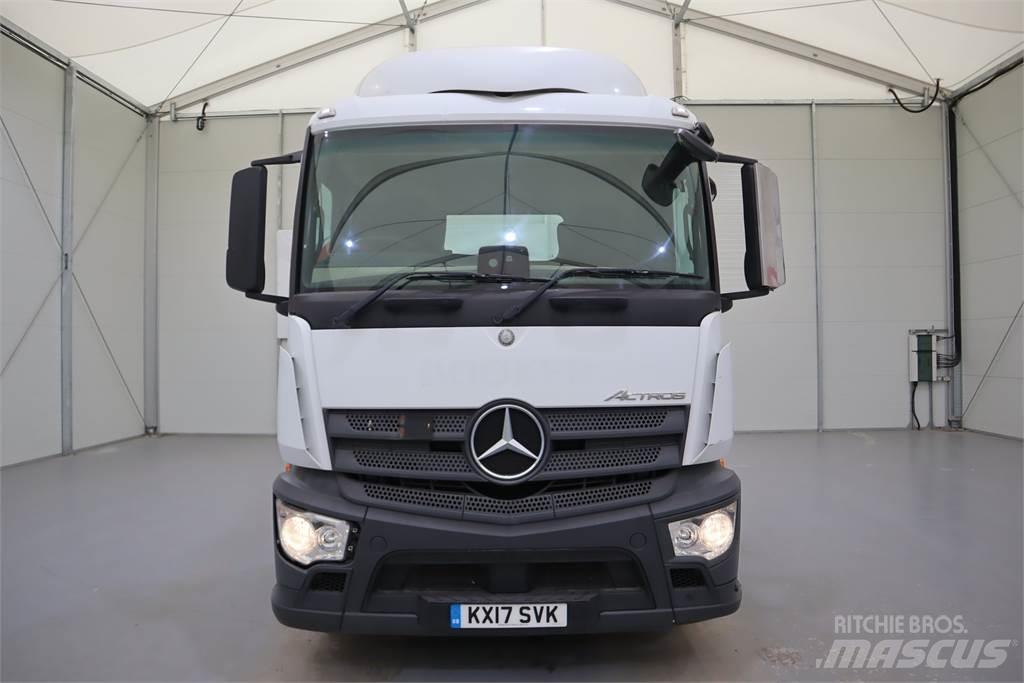 Mercedes-Benz Actros 1840 Тягачі