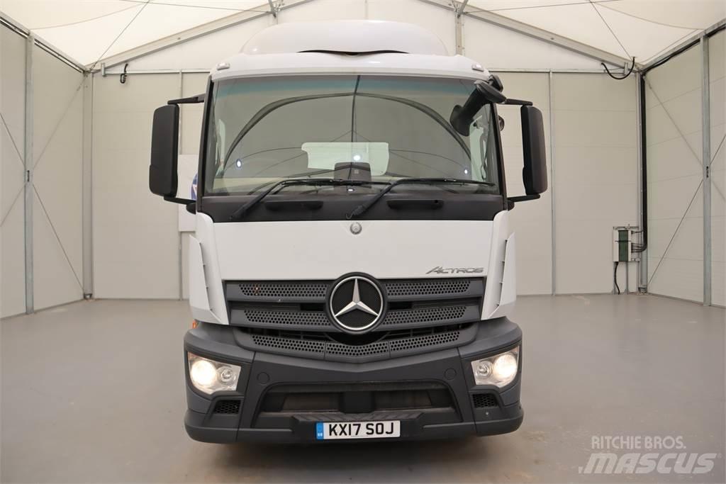 Mercedes-Benz Actros 1840 Тягачі