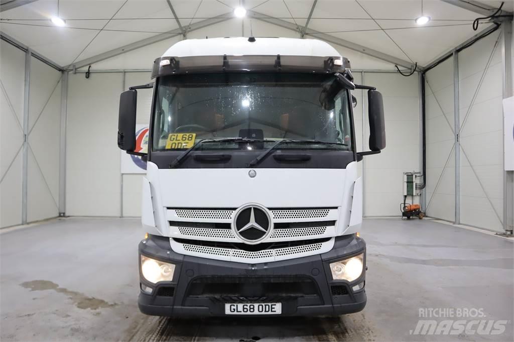 Mercedes-Benz Actros 1840 Тягачі