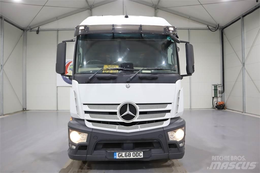 Mercedes-Benz Actros 1840 Тягачі