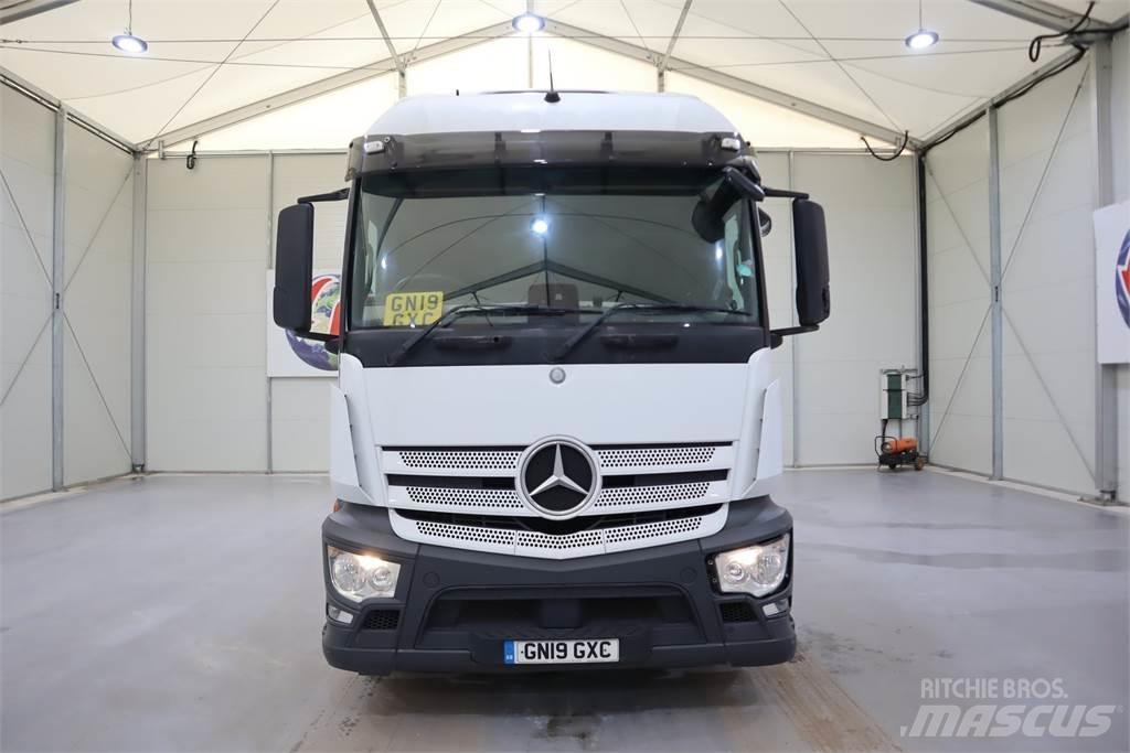 Mercedes-Benz Actros 1840 Тягачі