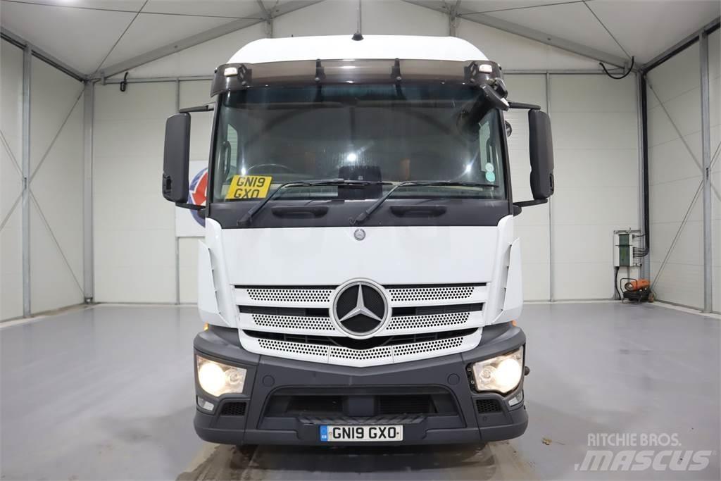 Mercedes-Benz Actros 1840 Тягачі