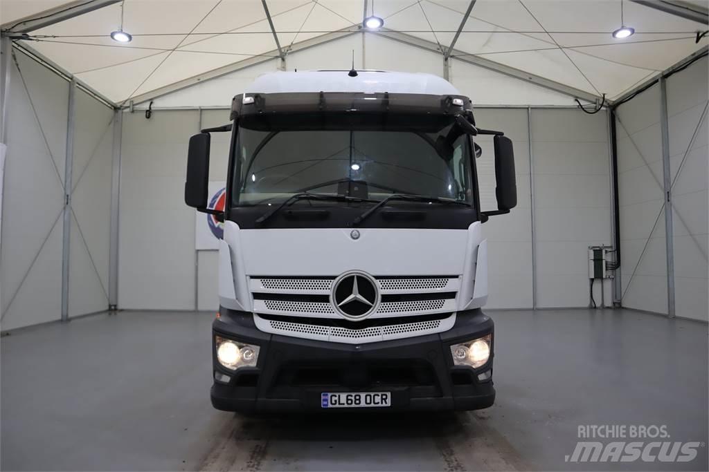 Mercedes-Benz ACTROS 1840 Тягачі