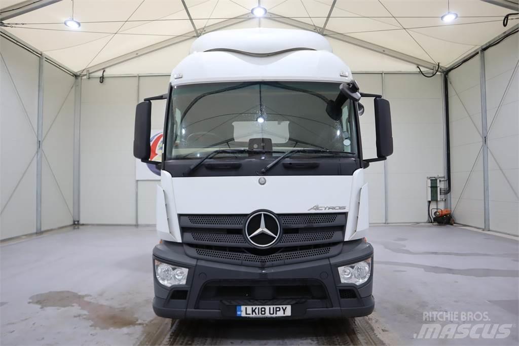 Mercedes-Benz Actros 1843 Тягачі