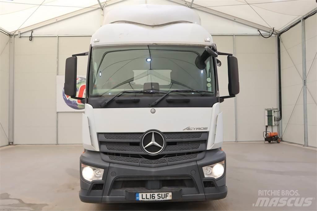 Mercedes-Benz Actros 1843 Тягачі