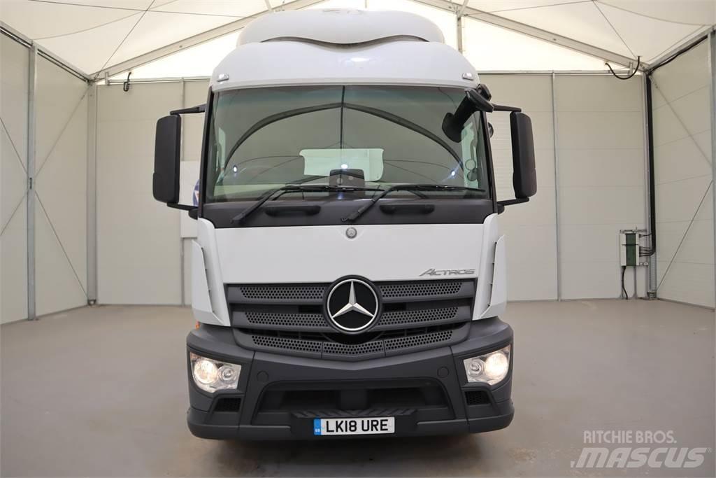 Mercedes-Benz Actros 1843 Тягачі