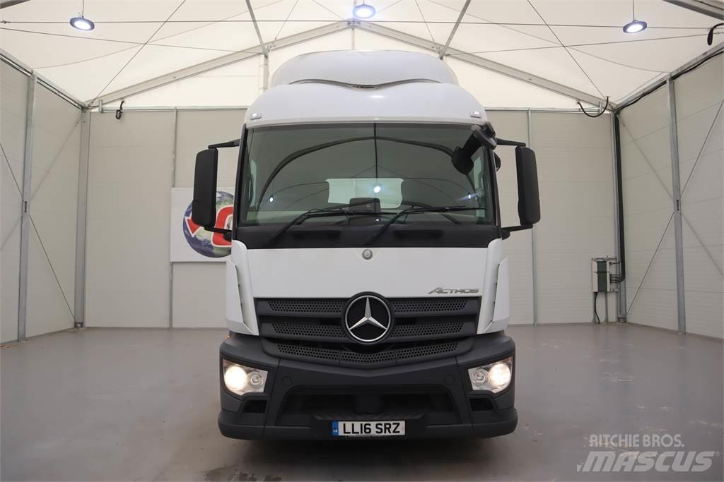 Mercedes-Benz Actros 1843 Тягачі