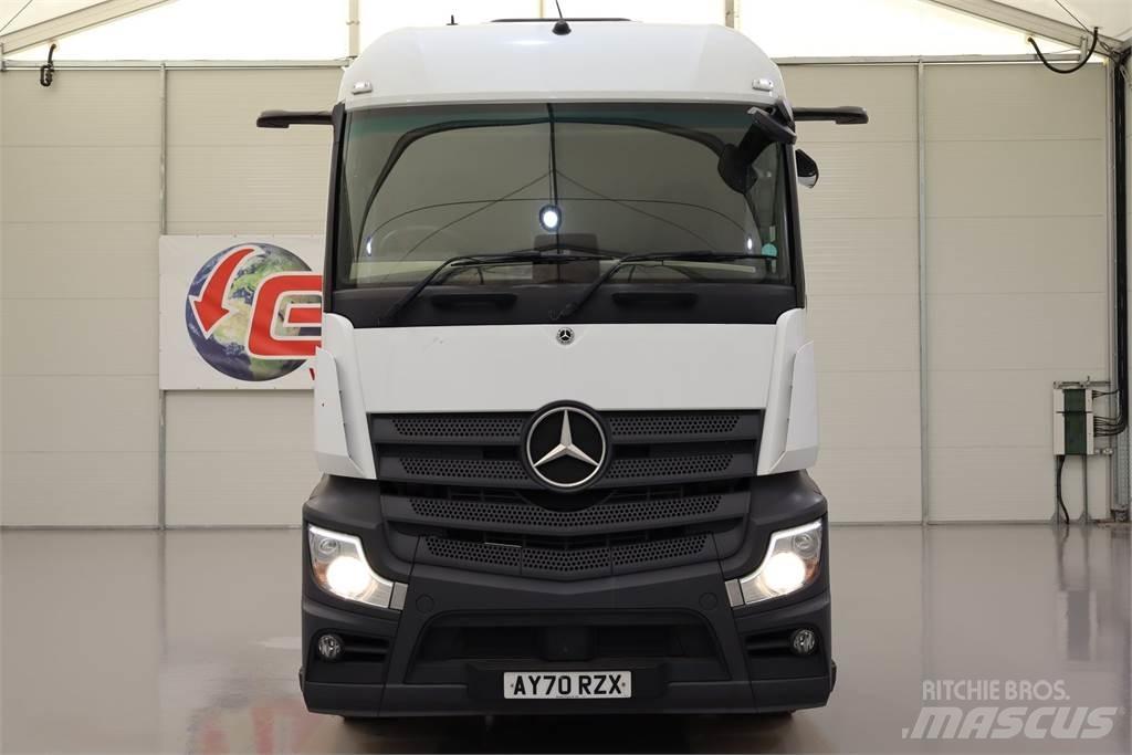 Mercedes-Benz Actros 1845 Тягачі