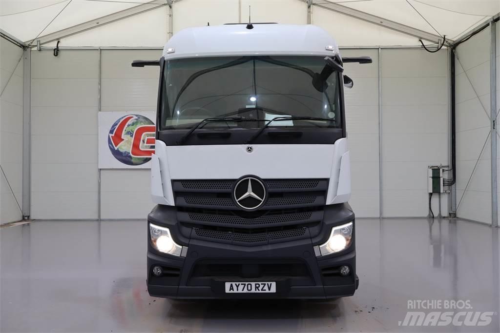 Mercedes-Benz Actros 1845 Тягачі