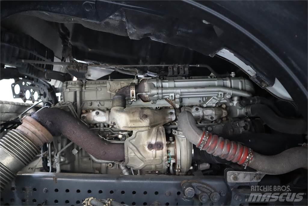 Mercedes-Benz ACTROS 2443 Тягачі