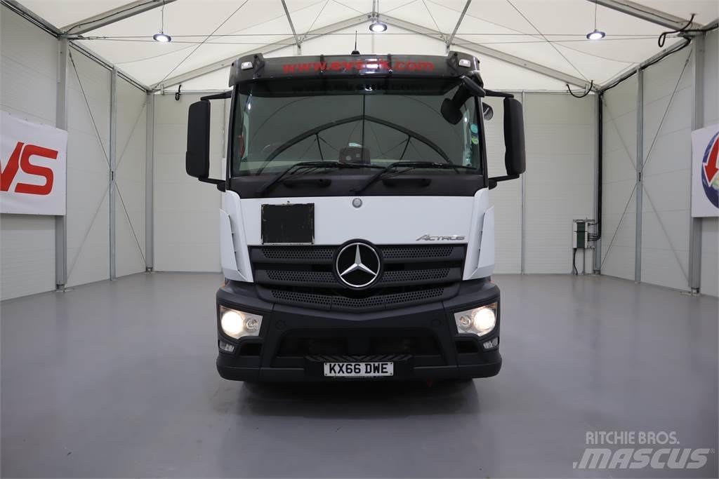Mercedes-Benz ACTROS 2443 Тягачі