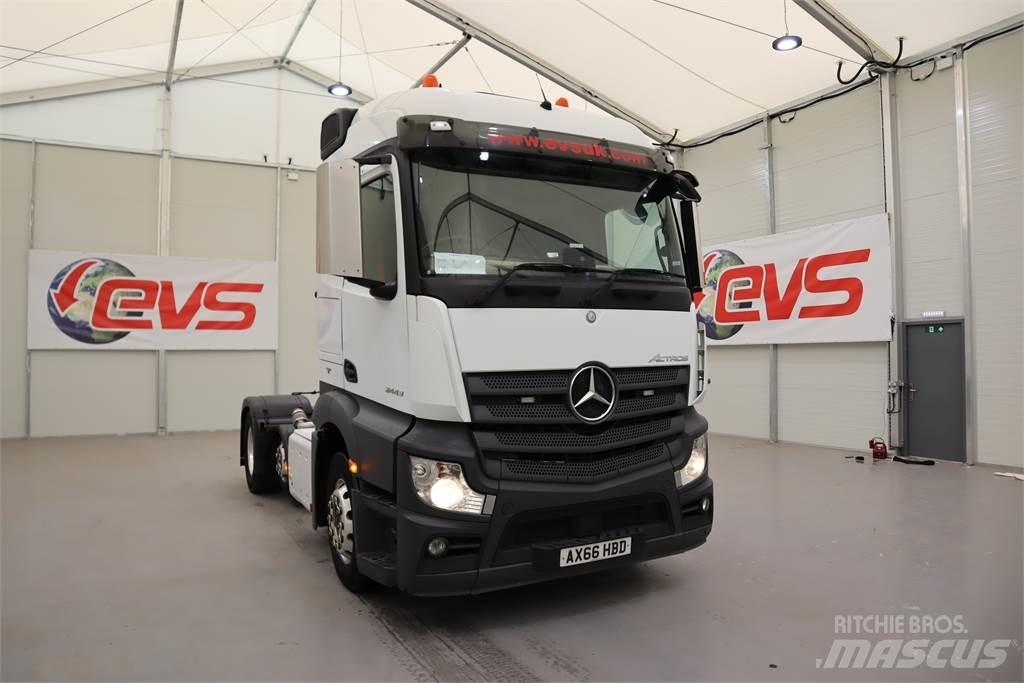 Mercedes-Benz ACTROS 2443 Тягачі