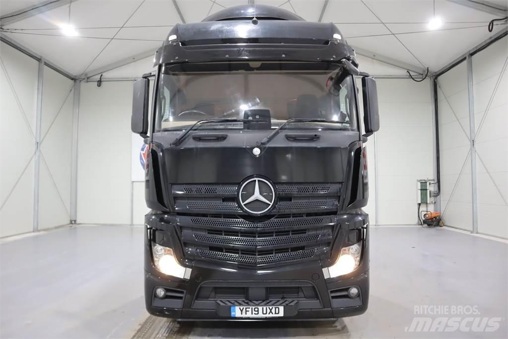 Mercedes-Benz Actros 2545 Тягачі