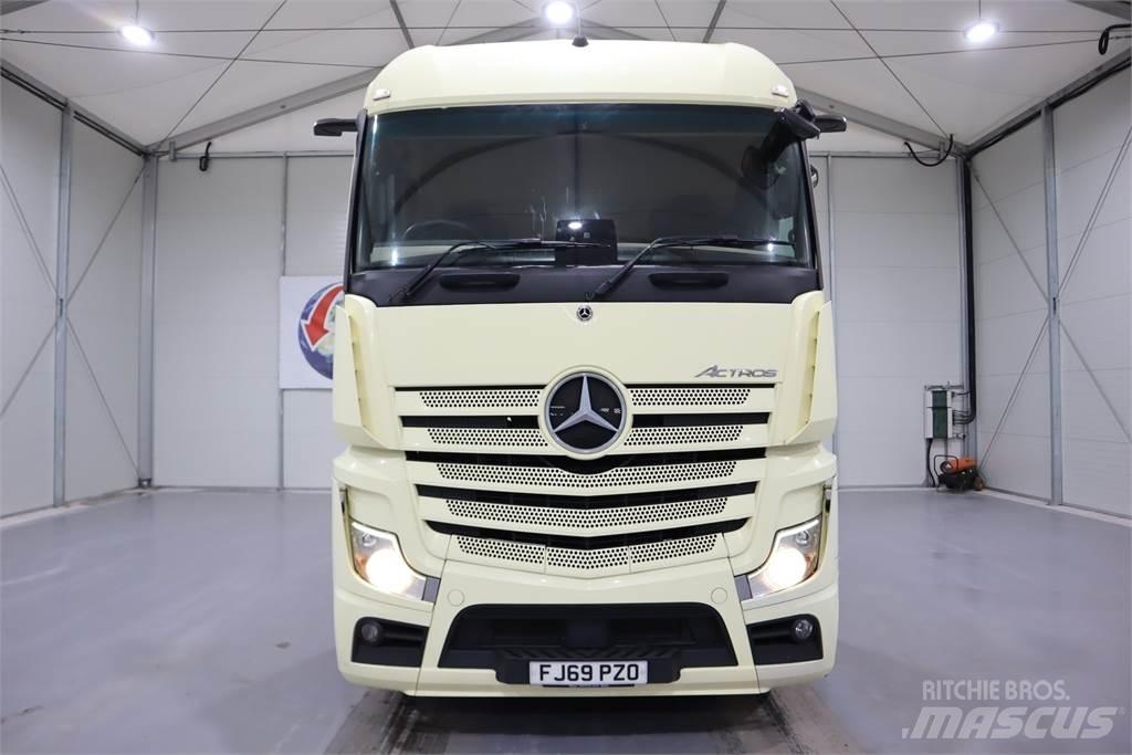 Mercedes-Benz Actros 2545 Тягачі