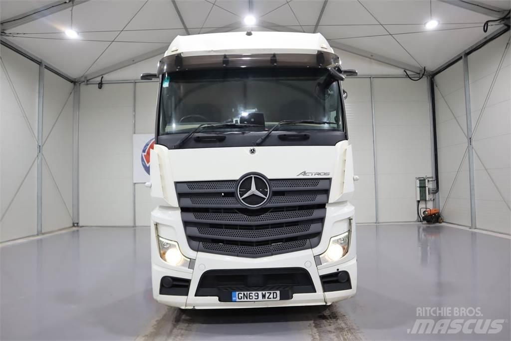 Mercedes-Benz Actros 2545 Тягачі