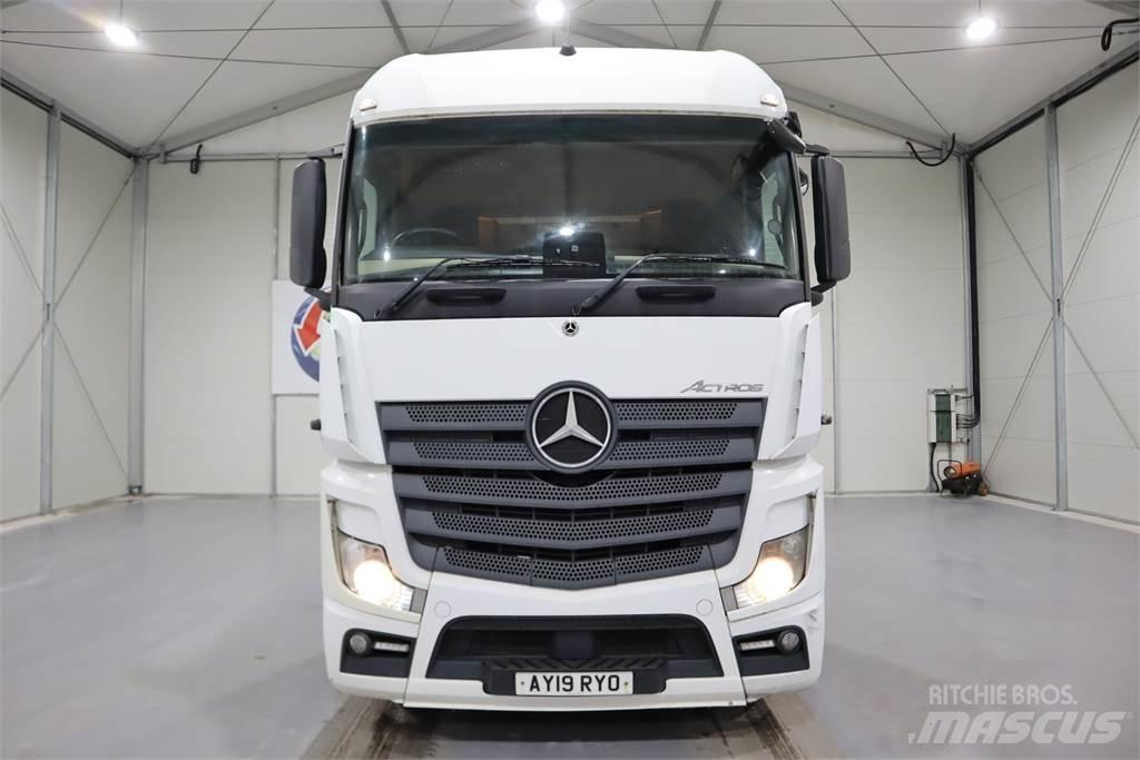 Mercedes-Benz Actros 2545 Тягачі