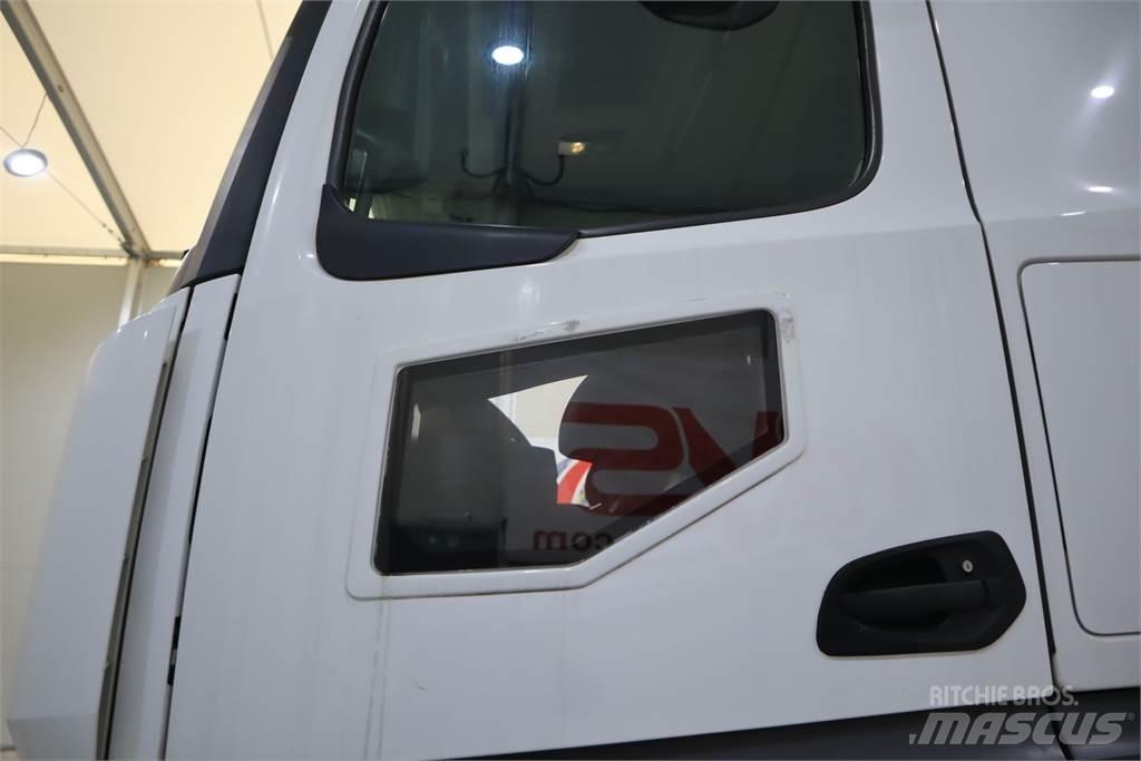 Mercedes-Benz Actros 2545 Тягачі