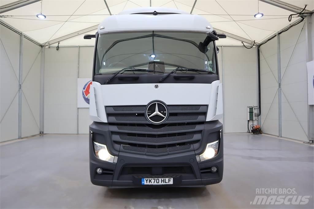 Mercedes-Benz Actros 2545 Тягачі