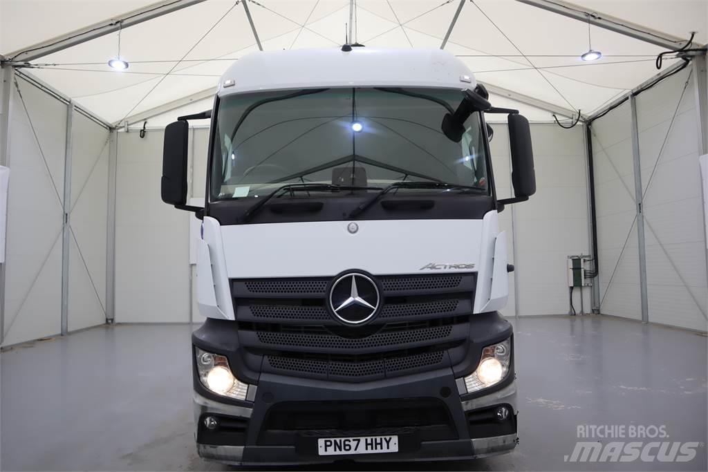 Mercedes-Benz ACTROS 2546 Тягачі