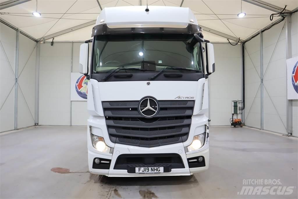 Mercedes-Benz Actros 2548 Тягачі