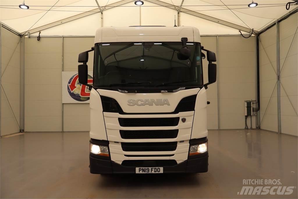 Scania R 450 Тягачі