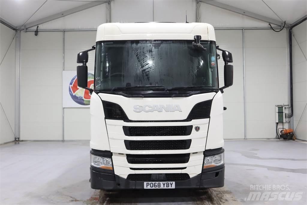 Scania R450 Тягачі