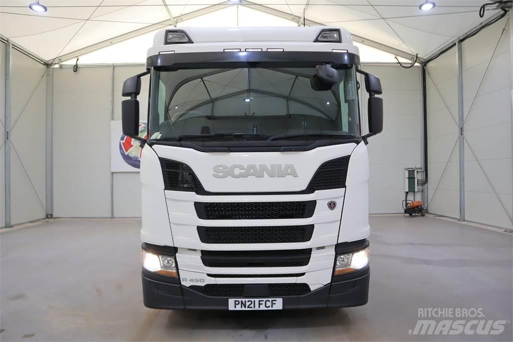 Scania R450 Тягачі