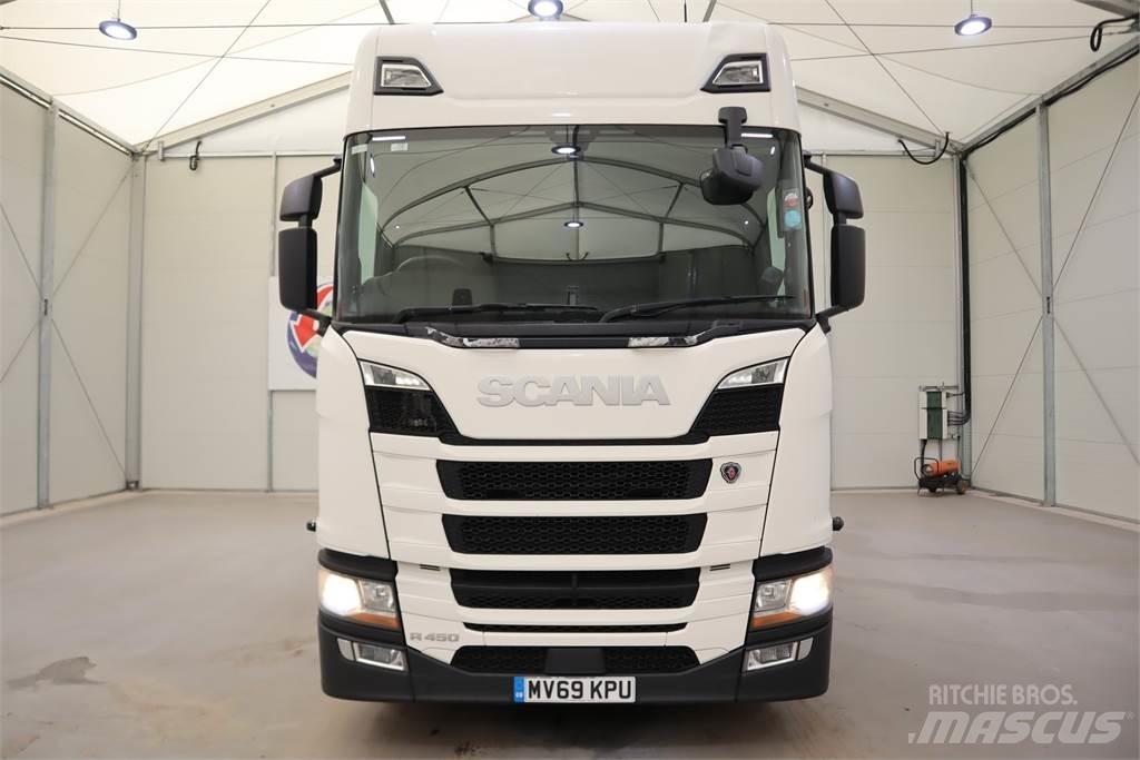 Scania R450 Тягачі