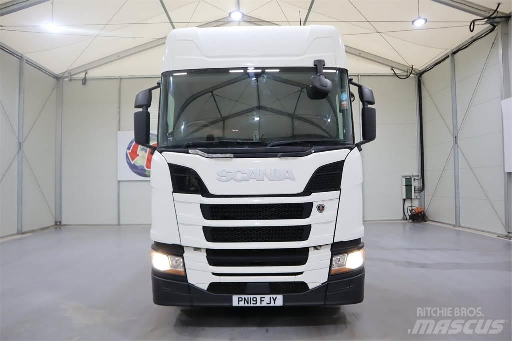 Scania R450 Тягачі