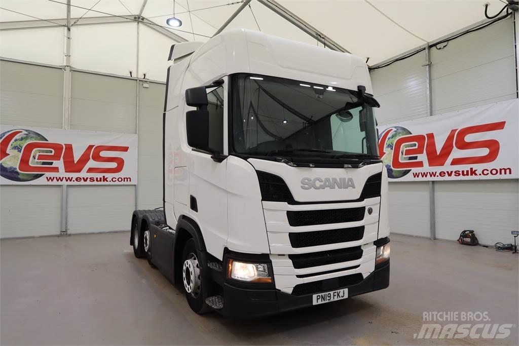 Scania R450 Тягачі