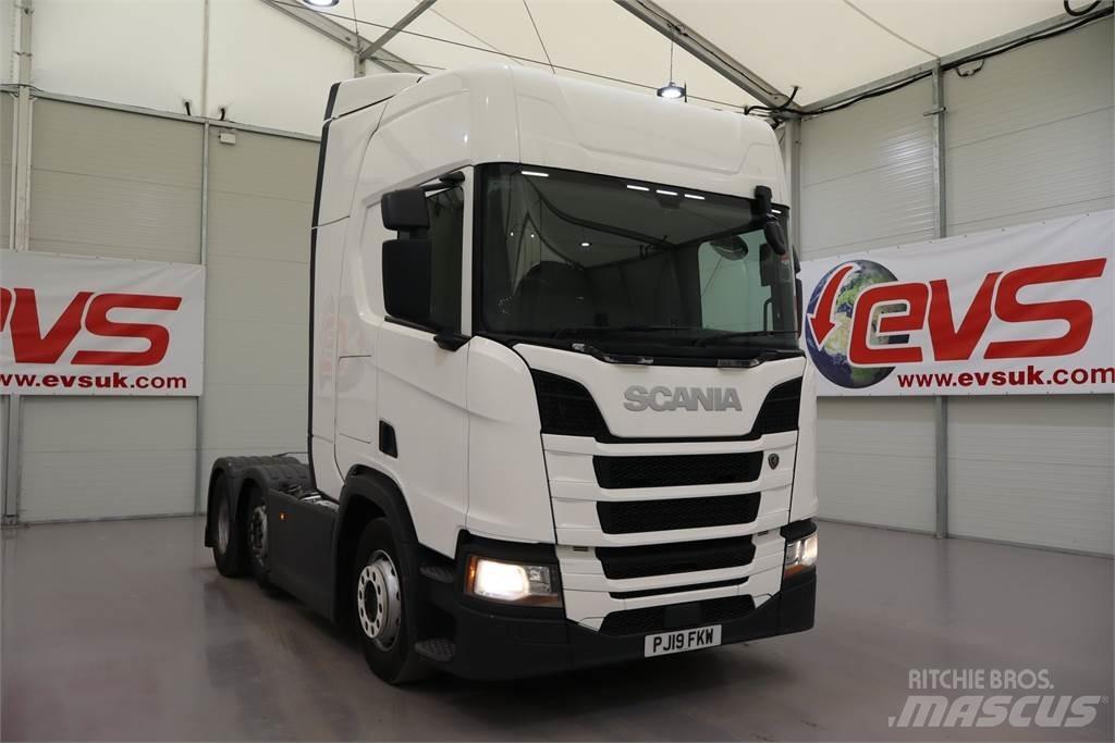 Scania R450 Тягачі