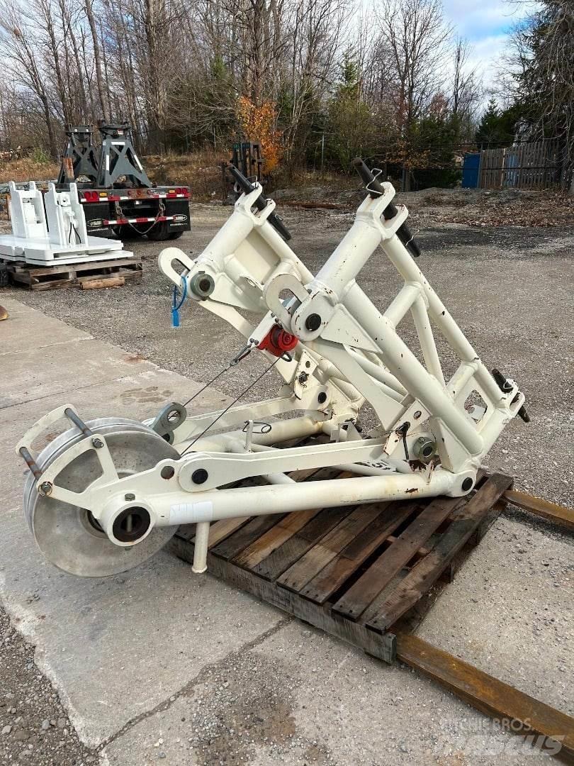 Demag  Бони і ковші