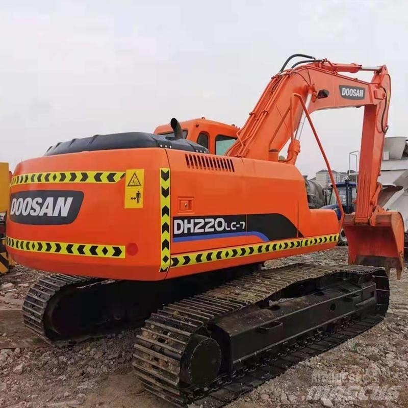 Doosan DH 220 Гусеничні екскаватори