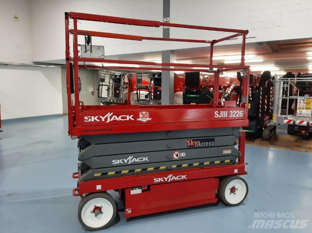 SkyJack SJIII 3226 Підйомники-ножиці