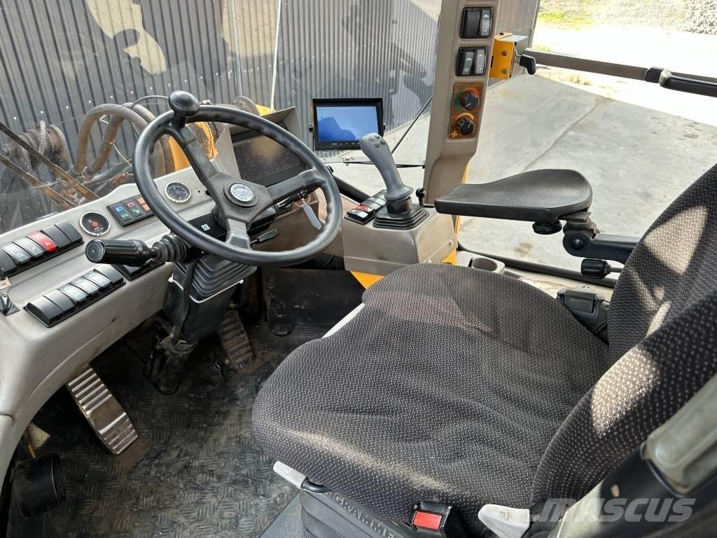 Ljungby L 9 Фронтальні навантажувачі