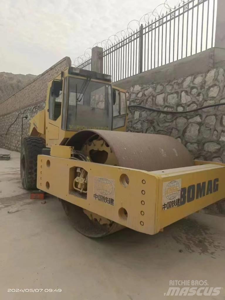 Bomag bw225d-3 Грунтові котки