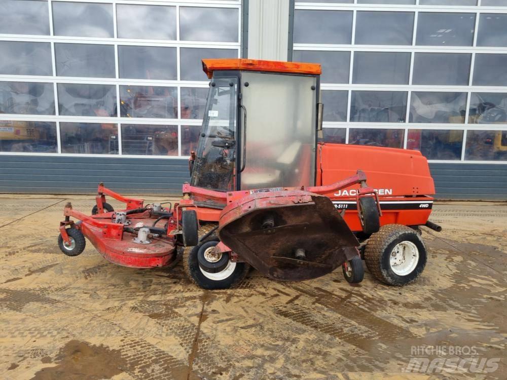 Jacobsen HR5111 Самохідні газонокосарки