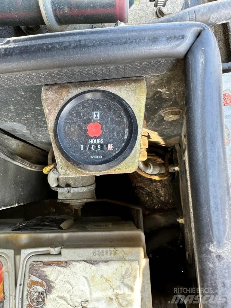 Bomag BW 138 AD Котки тротуарні