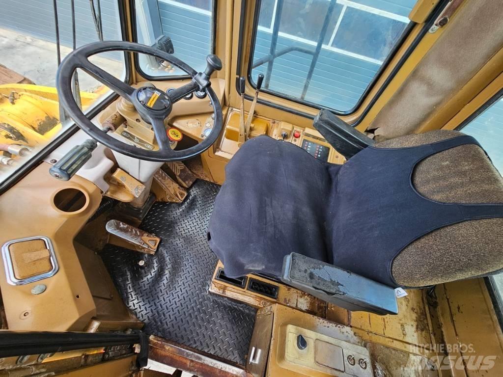 CAT 980C Фронтальні навантажувачі