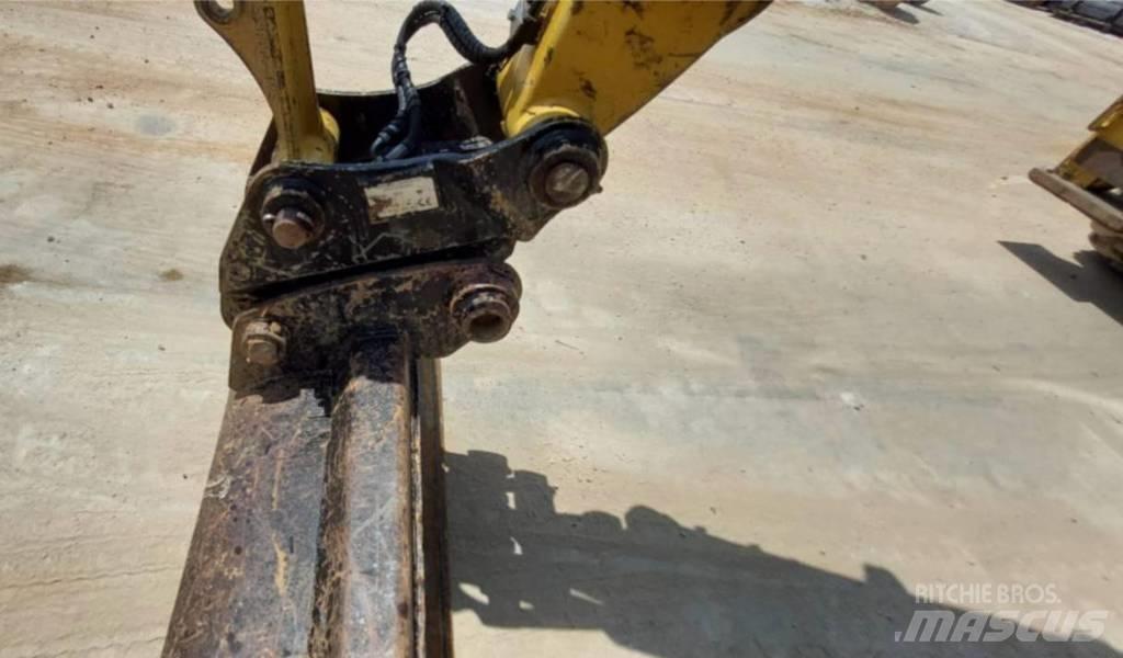 CAT 432 F2 Екскаватори-навантажувачі