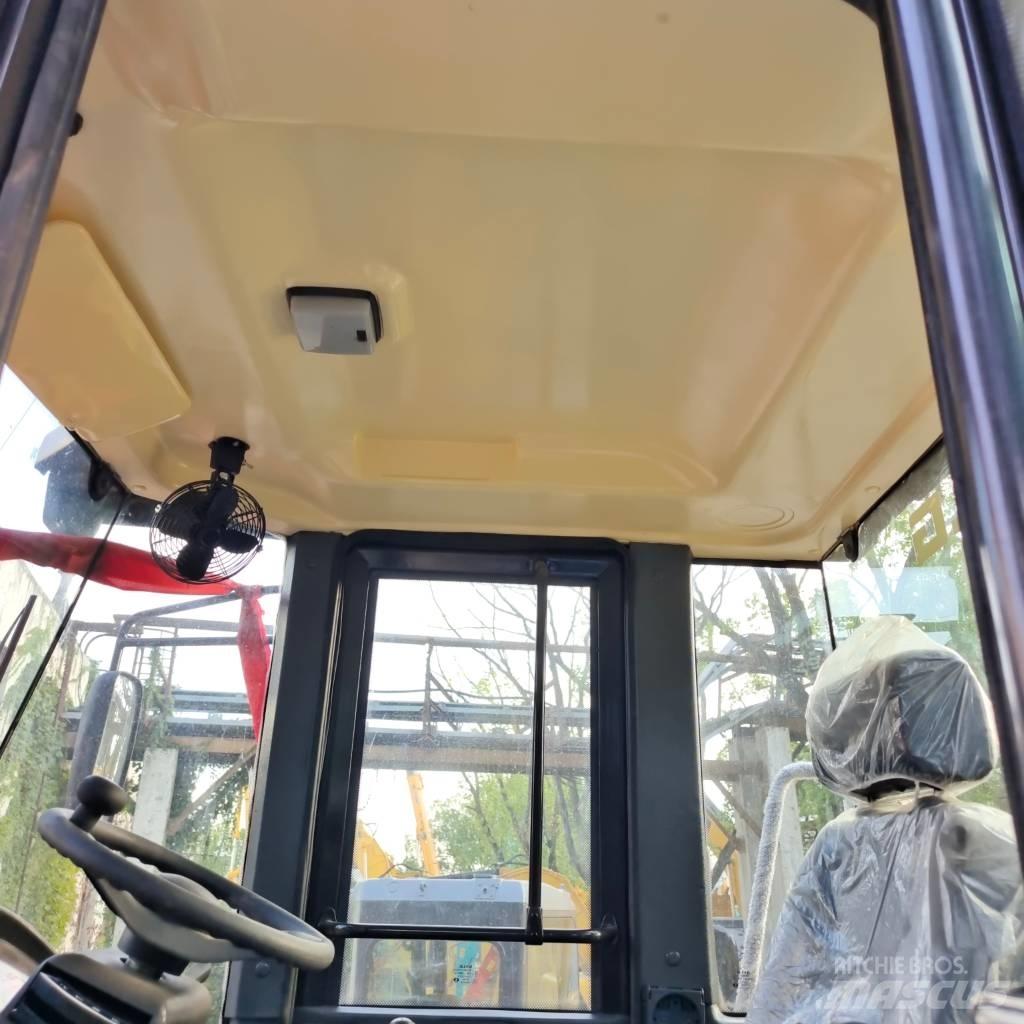 SDLG LG 956 F Фронтальні навантажувачі