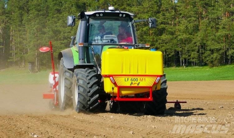 APV LF600 M1 Інші машини для розсіювання добрив