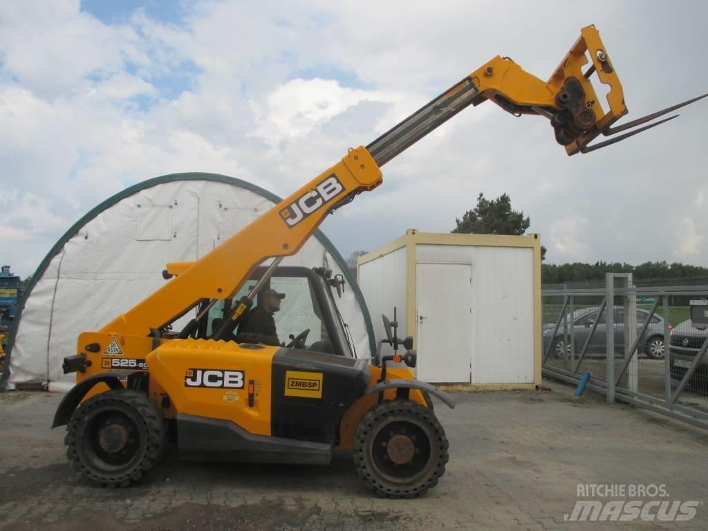 JCB 525-60 Телескопічні навантажувачі