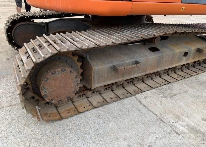 Hitachi ZX 125 Гусеничні екскаватори