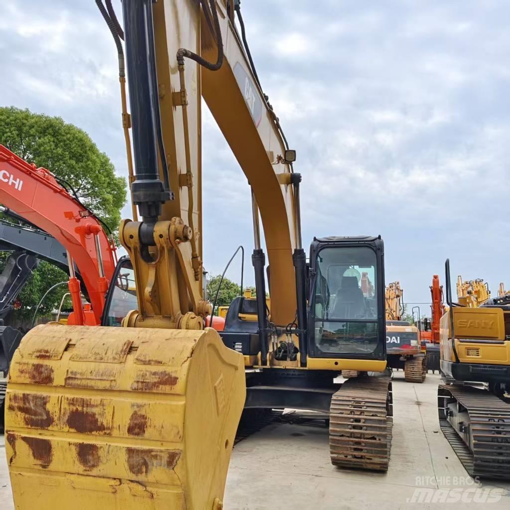 CAT 315 D Гусеничні екскаватори