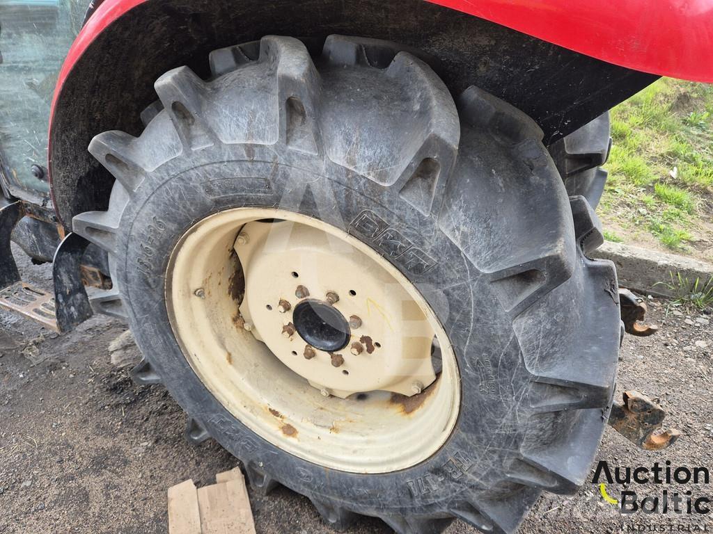 Branson 5820 CX Трактори