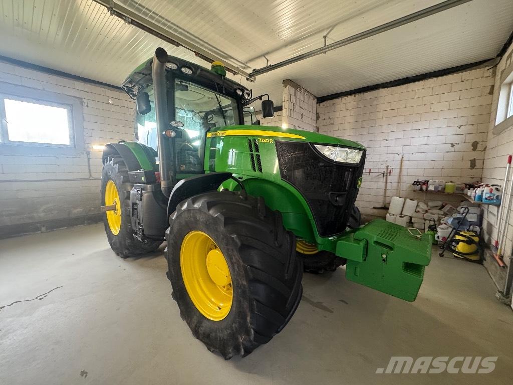 John Deere 7230 R Трактори