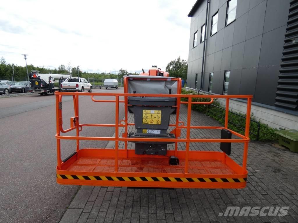 JLG 660 SJ Bomlift Колінчаті підйомники