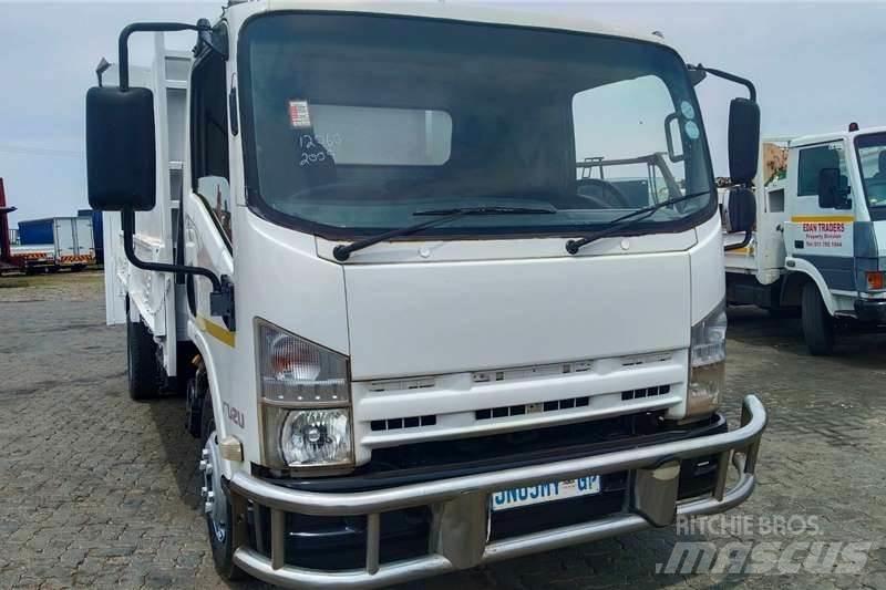 Isuzu NPR400 Вантажівки / спеціальні