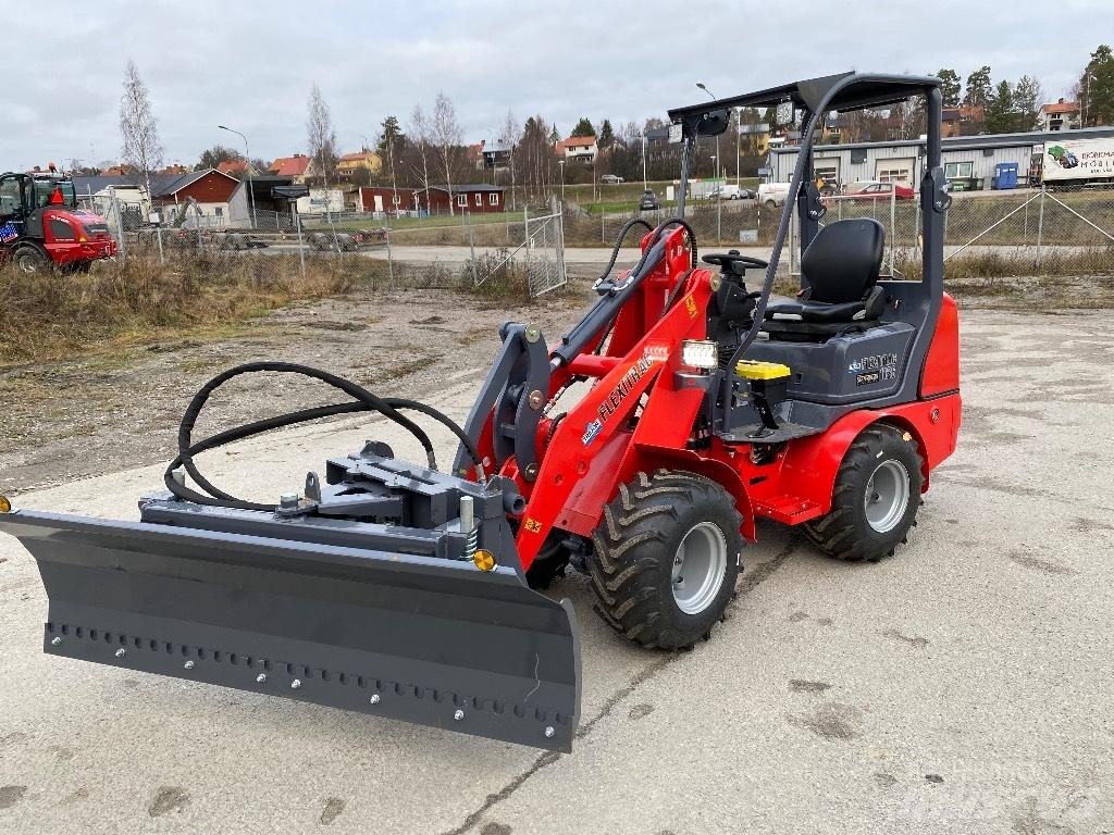 Flexitrac 1126 LRF Багатофункціональне обладнання для вантажних і землекопальних робіт